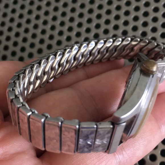 🖤Vtg ELOGA Windup Swiss made watch - Picture 9 of 14